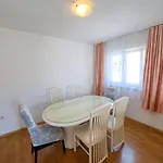 Mile Apartamento Split