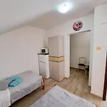 Mile Apartment *