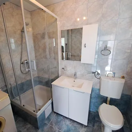 Mile Apartman *