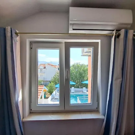 Mile Apartman *