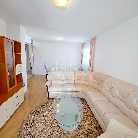 Mile Apartman